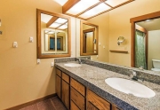 Master Bathroom | Alpine Meadows Real Estate Tahoe