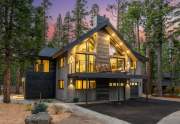 Tahoma Luxury Real Estate - 180 Quiet Walk Rd